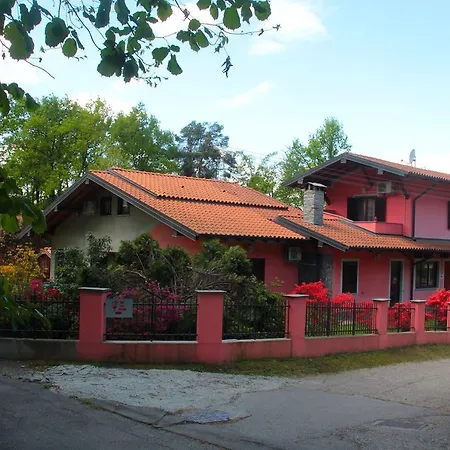 فندق مبيت وإفطار Casa Ierardi -
