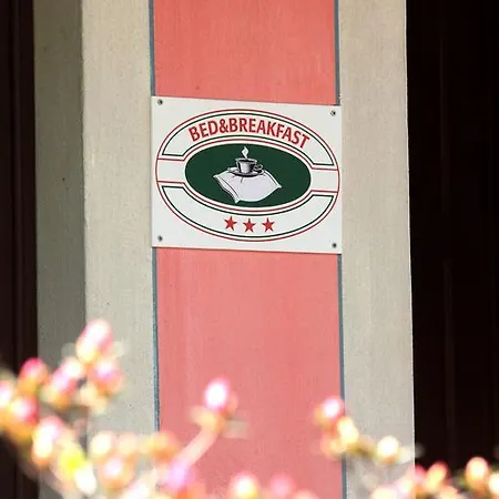 فندق مبيت وإفطار Casa Ierardi - أوليجو كاستيلّو